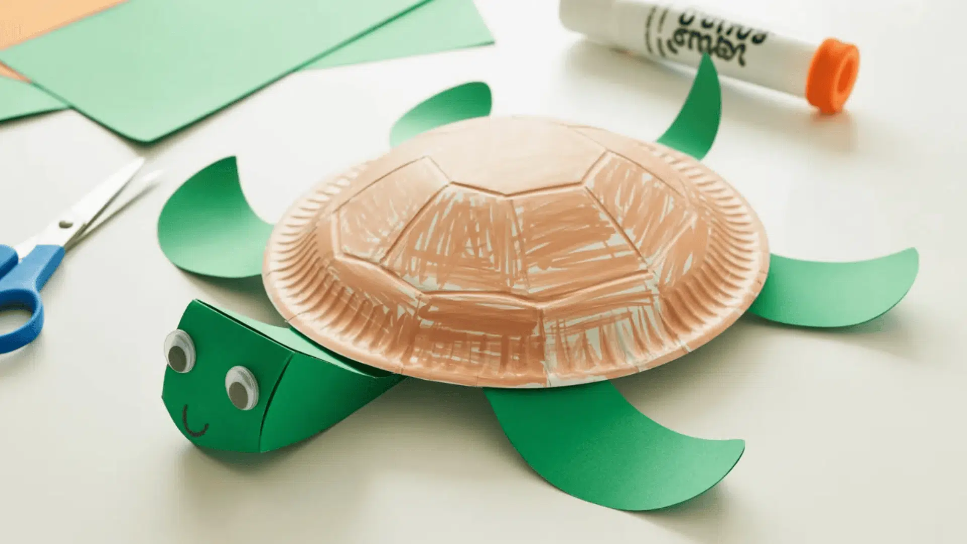 paper plate turtle