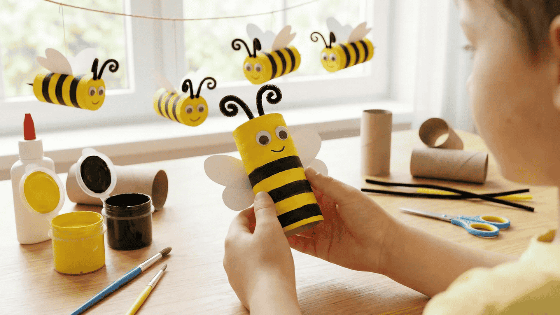 toilet paper roll bees